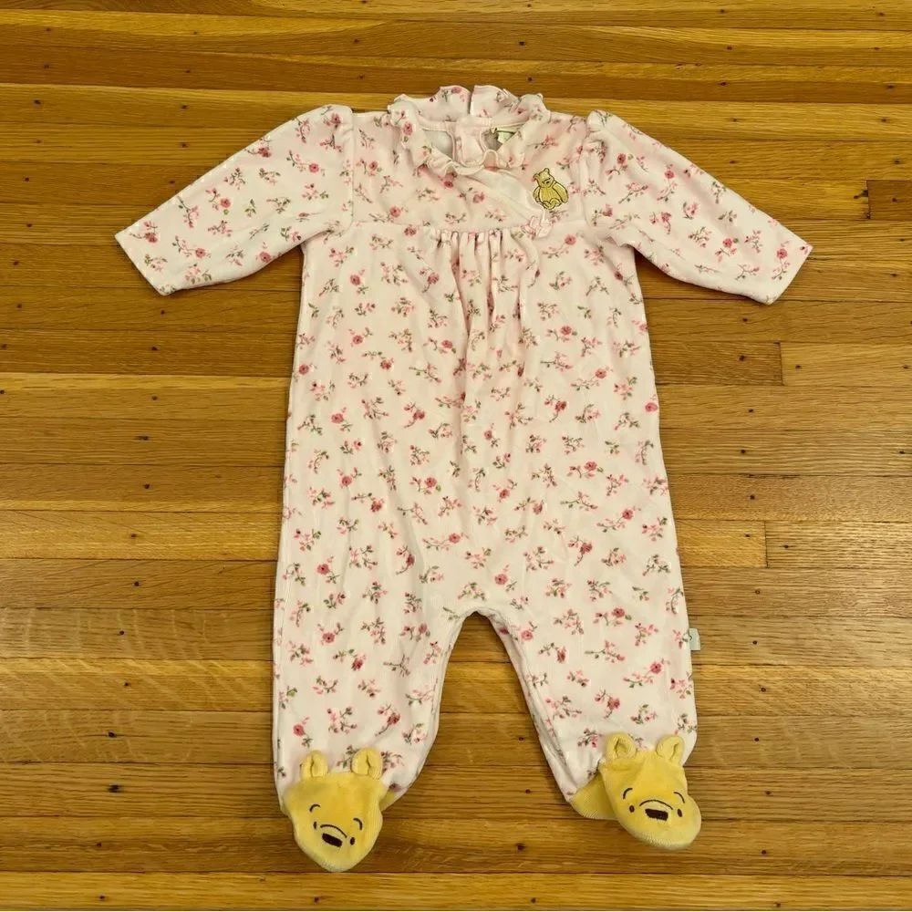 Classic Pooh vintage Winnie the Pooh Disney pink velour onesie jumpsuit